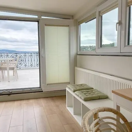 Sariyer Luxury Seaside Dublex By Bosphorus *